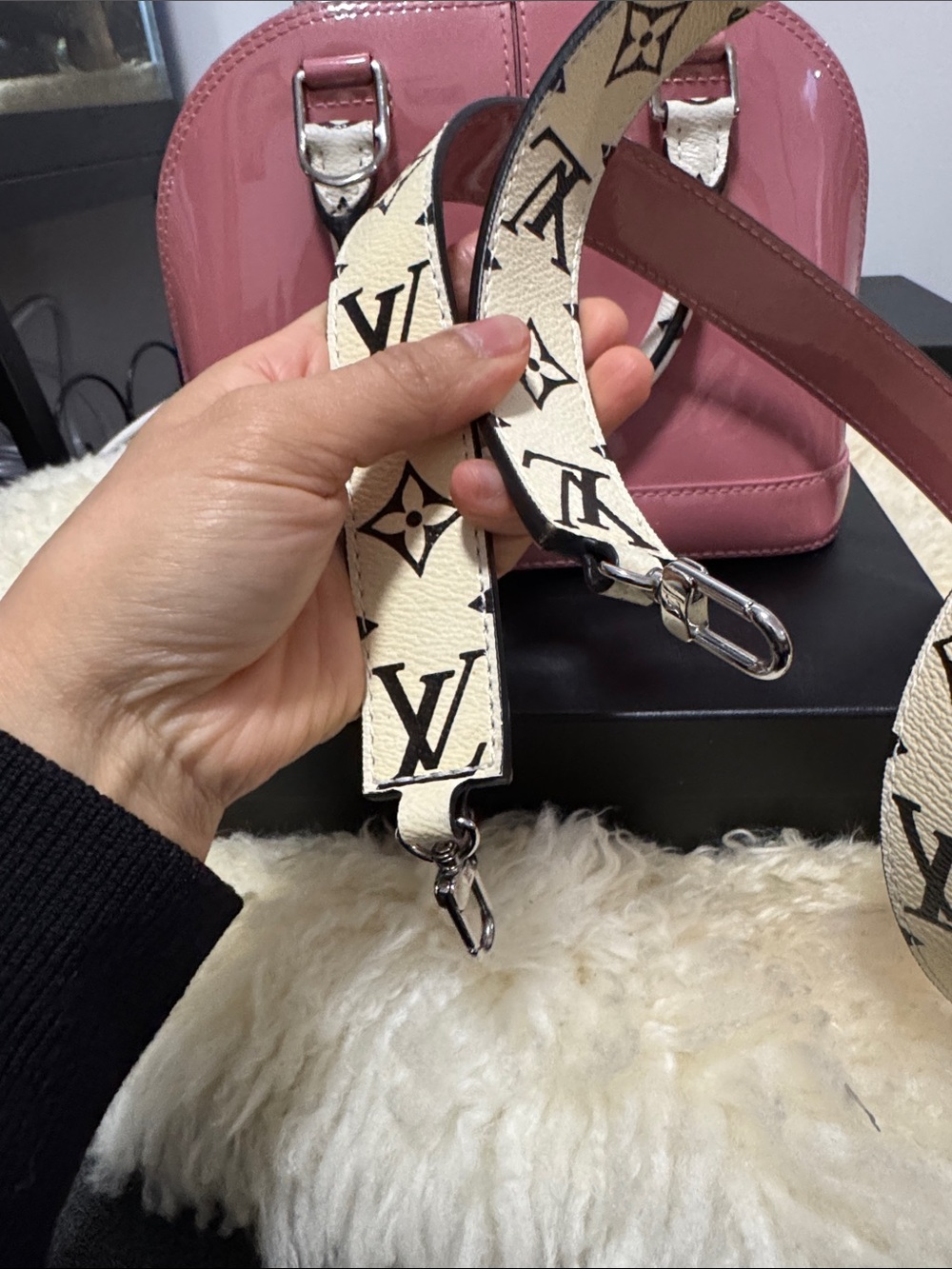 Louis Vuitton Pink Patent Alma Handbag with White Monogram Accents - Picture 11 of 11